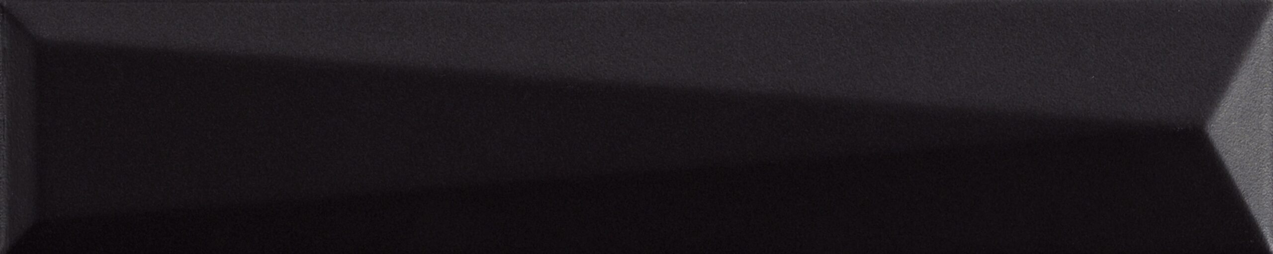 LaFABBRICA_AVA_UP_Black_Lingotto_5x25 (2953) 95%