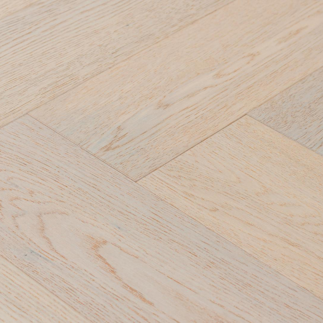 engineered-hardwood-sammys-designer-flooring-dwell-herringbone-brushed-oak-summer-day-herringbone-2