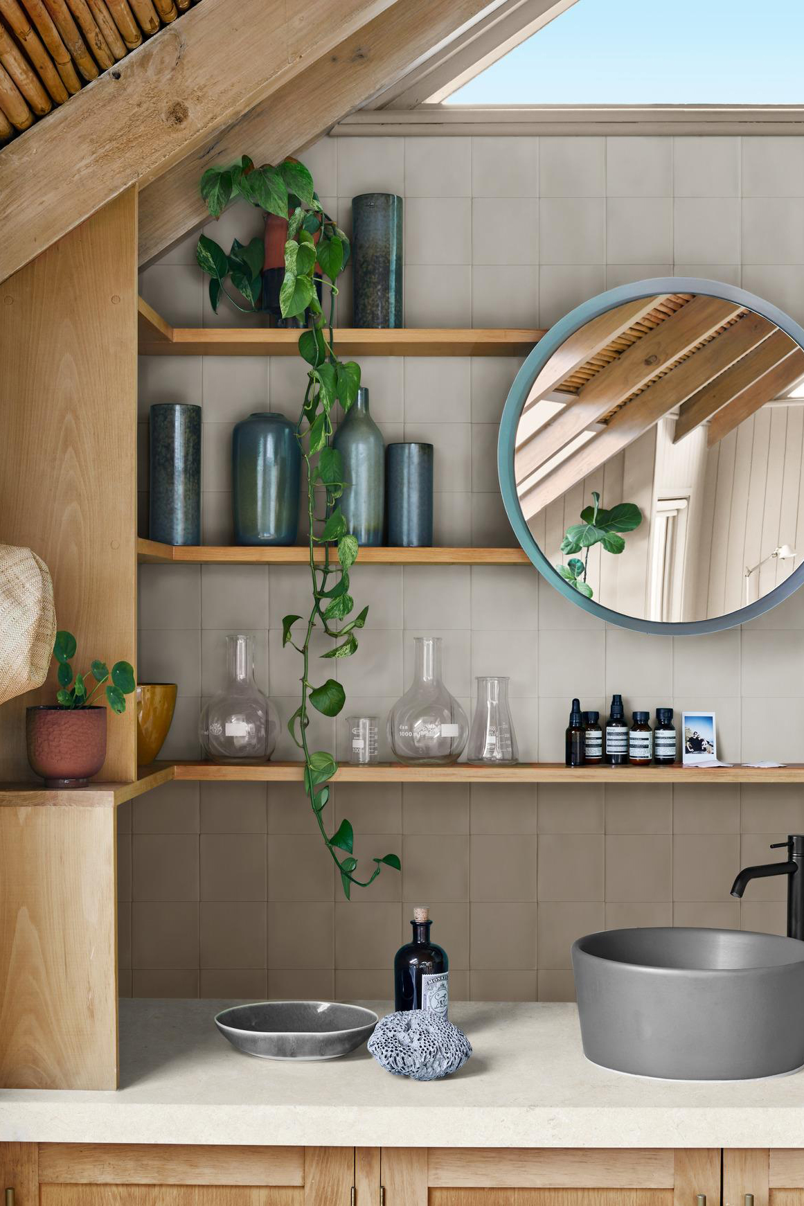 sammys-designer-flooring-tile_confetto_bone_1